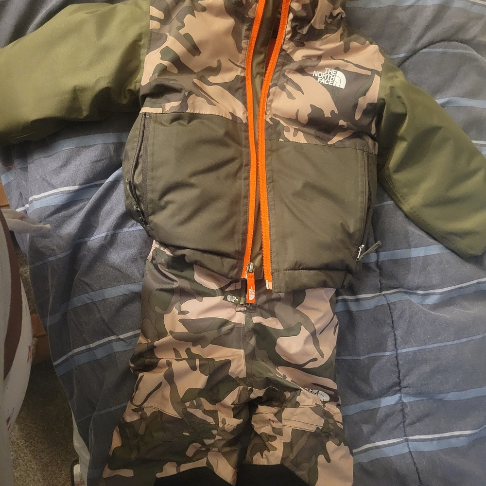 Camouflage North face coat and ski pants